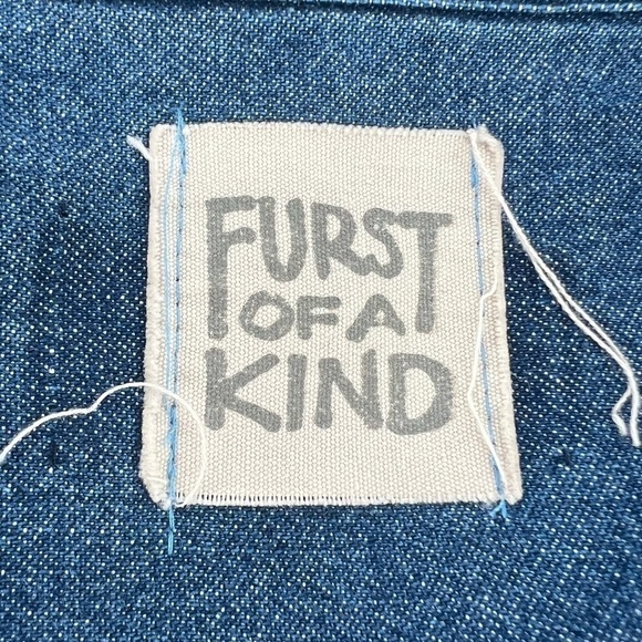 Furst Of A Kind Long Sleeve Floral Patched Button Up Jean Shirt Size XL Women’s - Picture 2 of 4